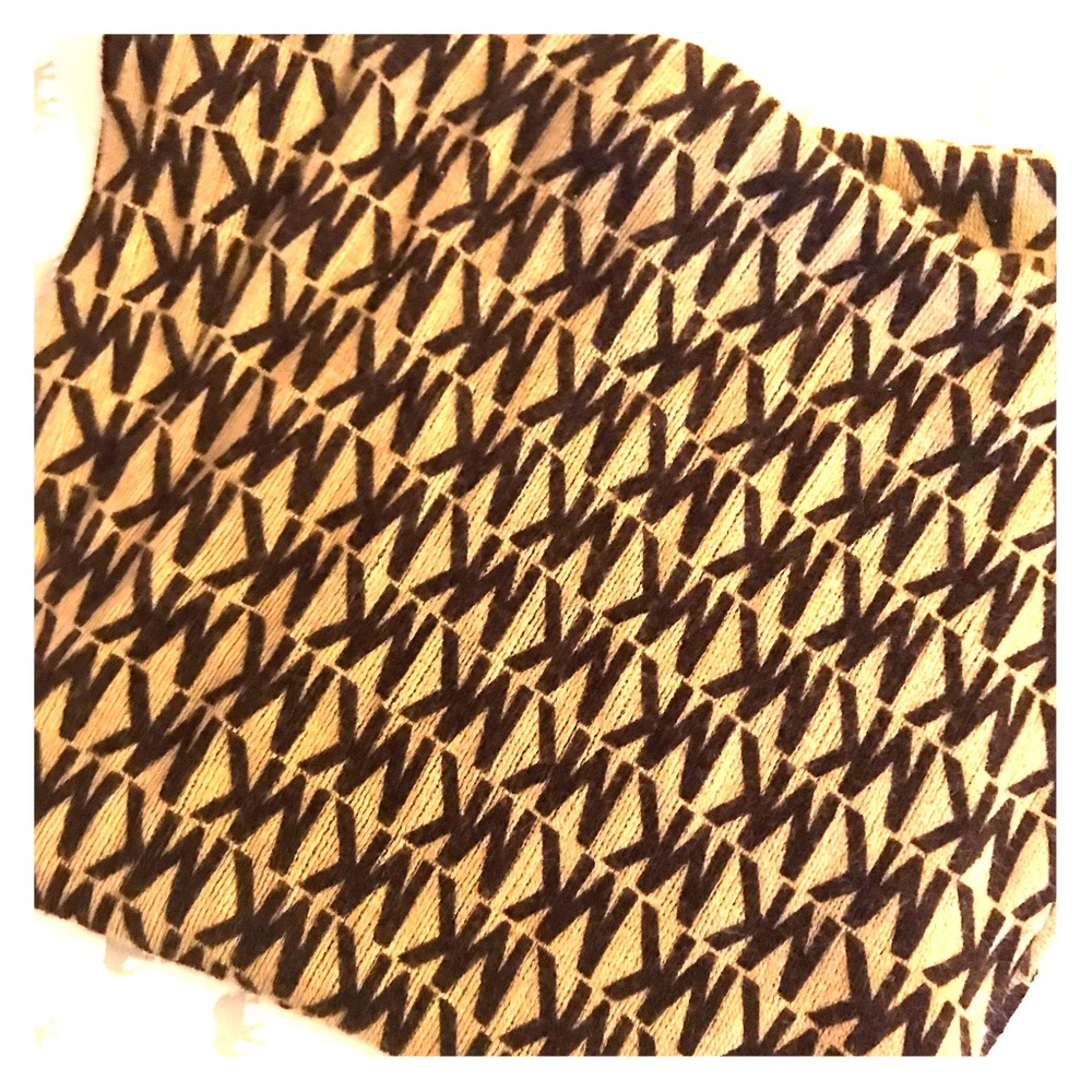 Micheal Kors Infinity Scarf